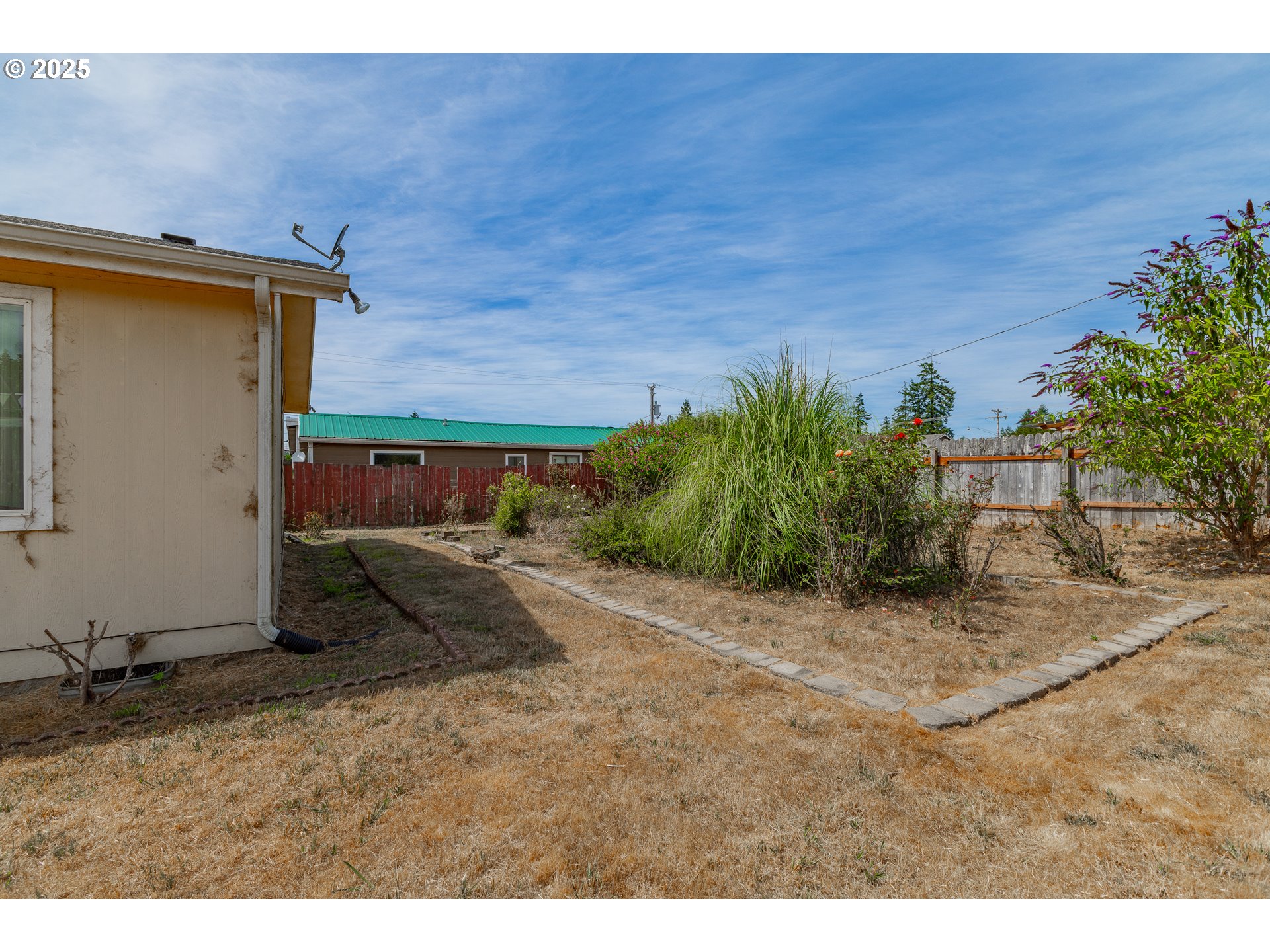 1829 East Willow Street Myrtle Point, OR 97458 - Photo 30 of 37 a view of a outdoor space