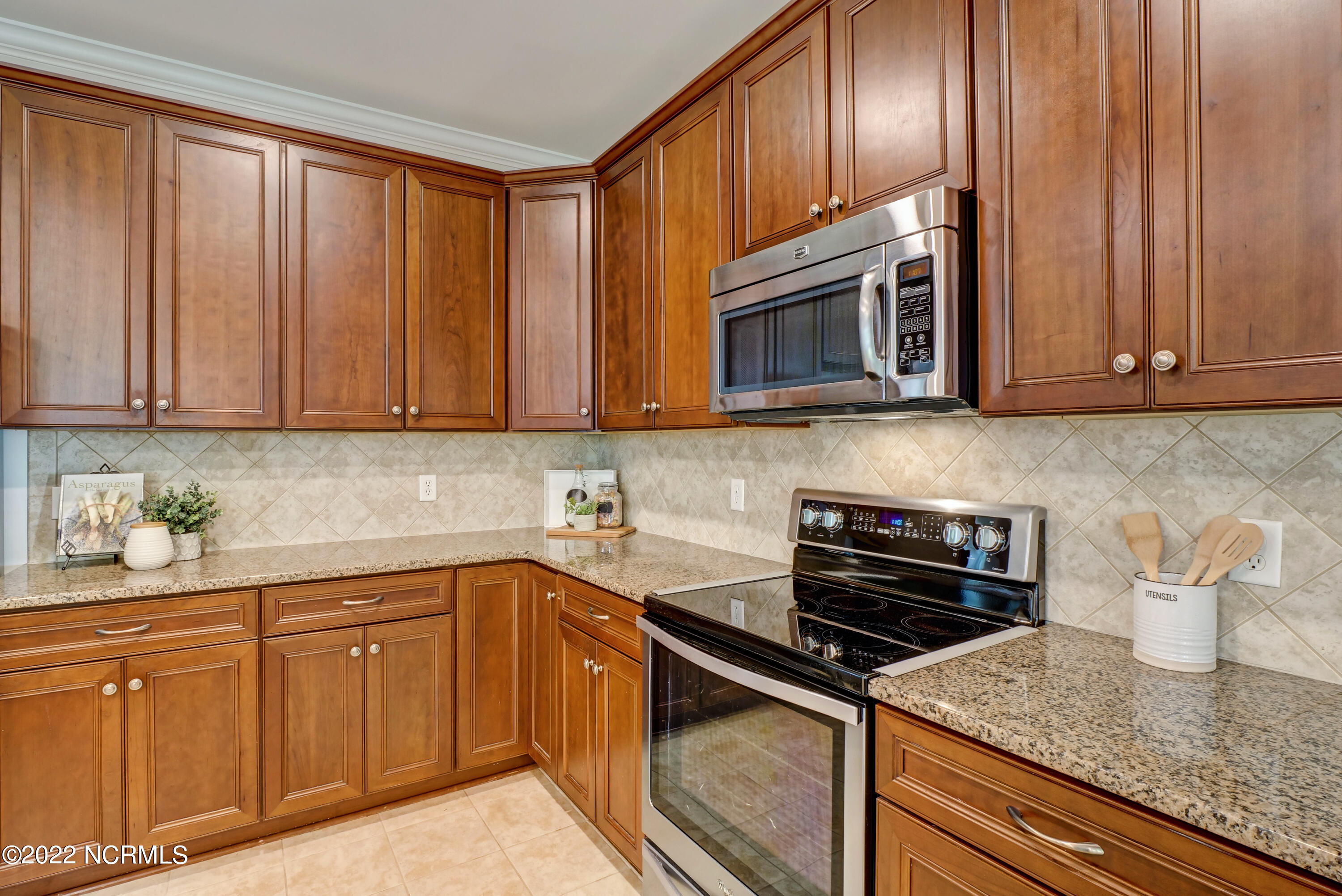 8743 Ramsbury Way Wilmington, NC 28411 - Photo 20 of 62 P9022048_49_50_51_52_53_54