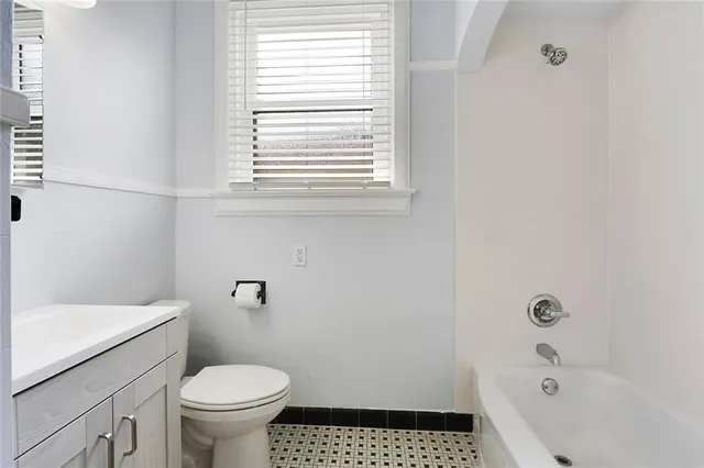 $1,650 | 163 Jefferson Heights Avenue, Jefferson, LA 70121