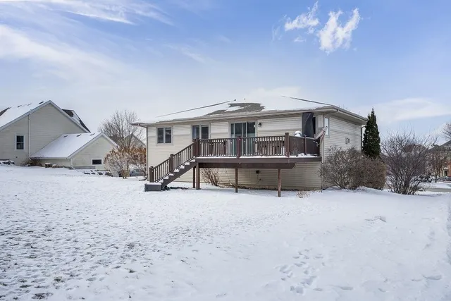 $489,900 | 1401 Waldorf Boulevard, Madison, WI 53719