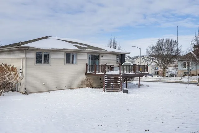 $489,900 | 1401 Waldorf Boulevard, Madison, WI 53719