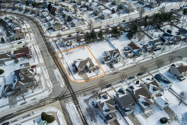 $489,900 | 1401 Waldorf Boulevard, Madison, WI 53719