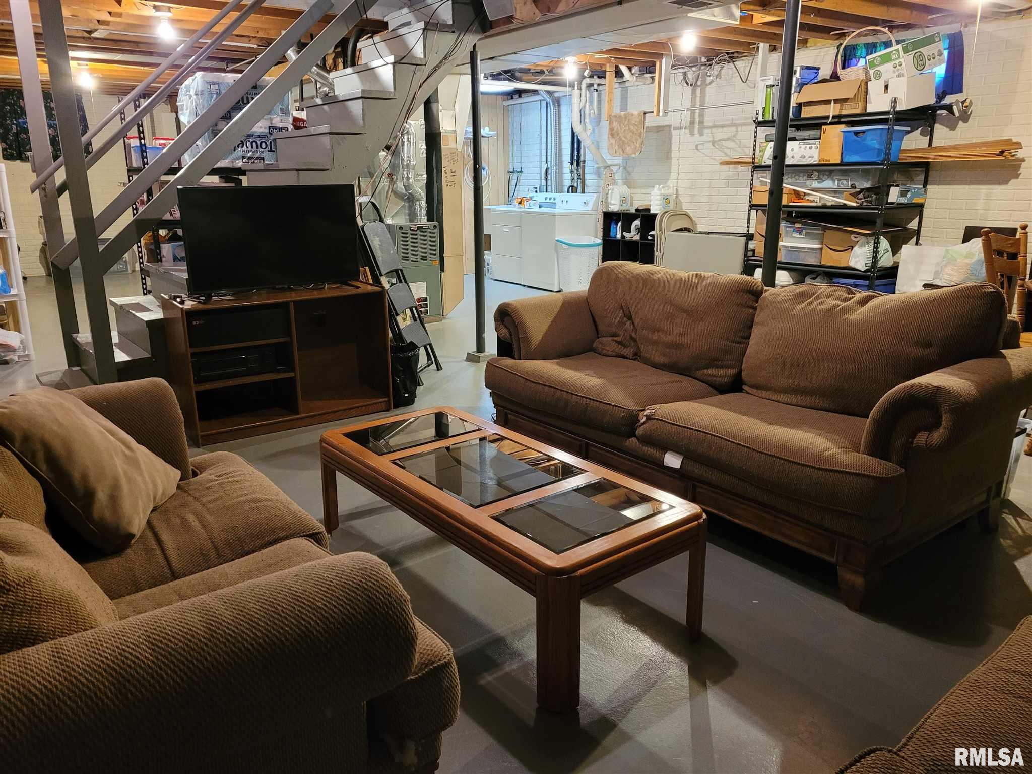 305 5th Street Hampton, IL 61256 - Photo 14 of 22 Gallery Image 14