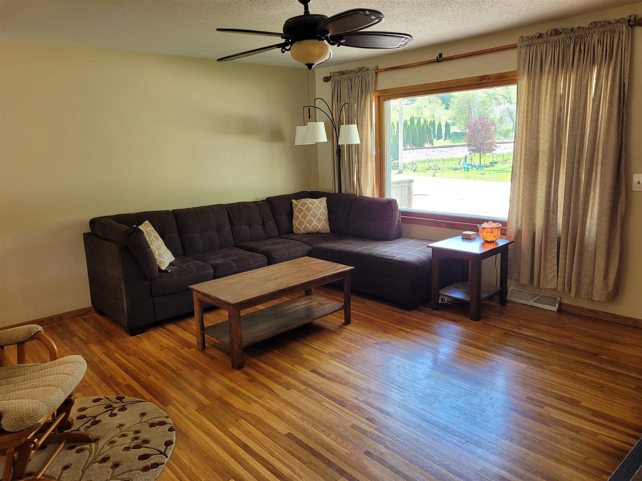 305 5th Street Hampton, IL 61256 - Photo 8 of 22 Gallery Image 8