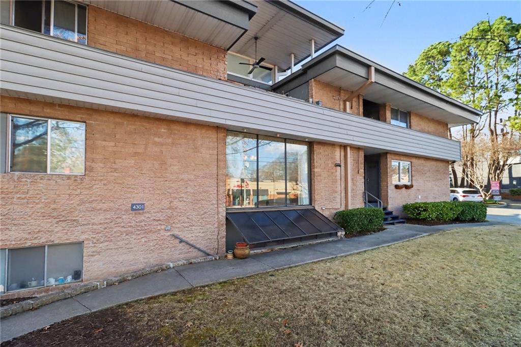 4300 Roswell Road Northeast, Unit 4303 Atlanta, GA 30342 - Photo 2 of 39