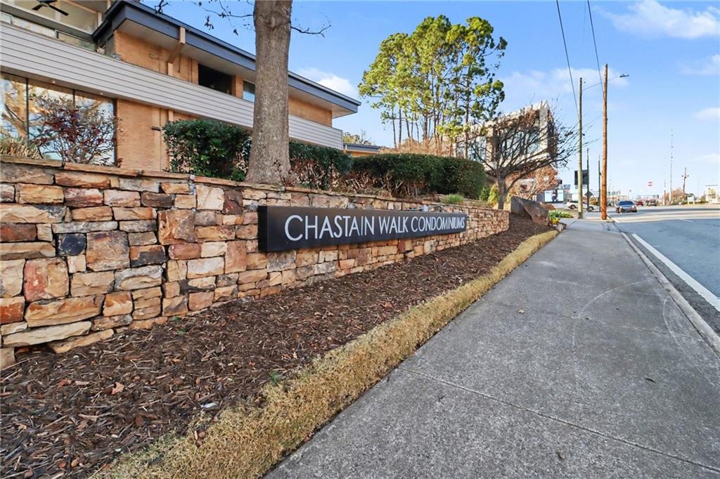 4300 Roswell Road Northeast, Unit 4303 Atlanta, GA 30342 - Photo 38 of 39 a view of a street with sitting area