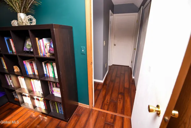 $2,999 | 15 Longwood Drive, Clifton Park, NY 12065