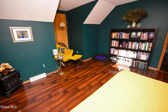 $2,900 | 15 Longwood Drive, Clifton Park, NY 12065