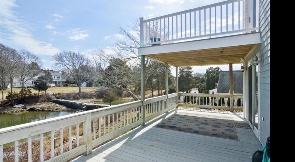 24 Benedict Road Bourne, MA 02532 - Photo 11 of 23