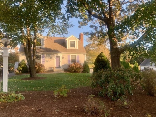 24 Benedict Road Bourne, MA 02532 - Photo 2 of 23