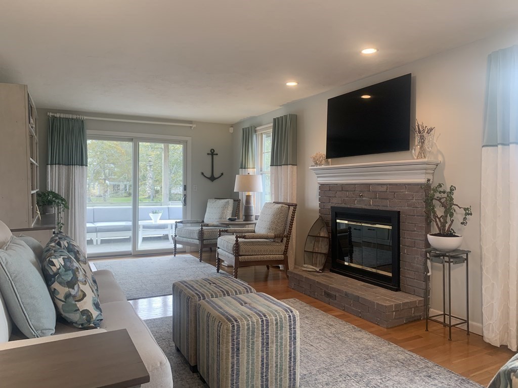 24 Benedict Road Bourne, MA 02532 - Photo 8 of 23