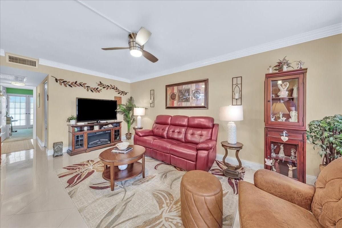 2047 Wolverton C, Unit 2047 Boca Raton, FL 33434 - Photo 11 of 29 Photo 11