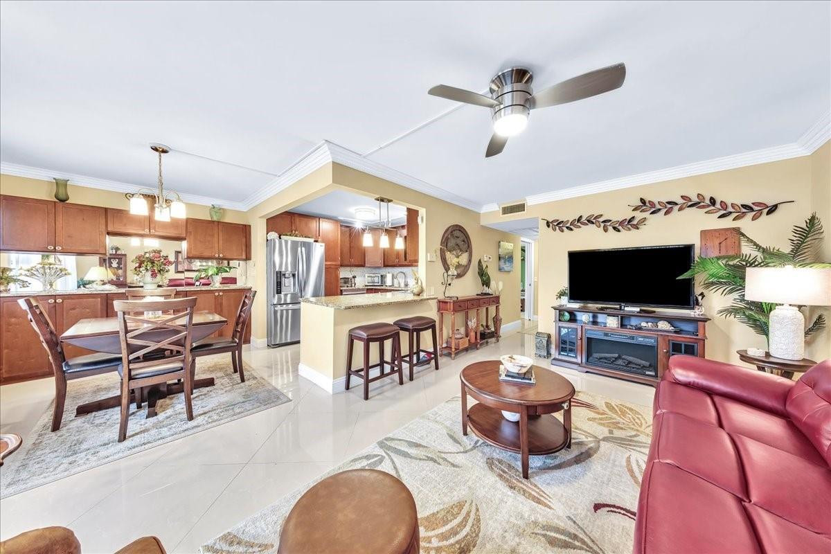 2047 Wolverton C, Unit 2047 Boca Raton, FL 33434 - Photo 12 of 29 Photo 12