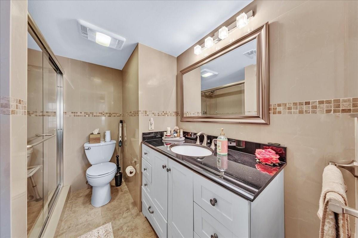 2047 Wolverton C, Unit 2047 Boca Raton, FL 33434 - Photo 18 of 29 Photo 18