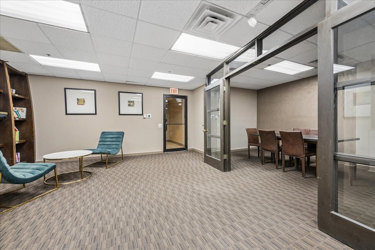 5320 North Sheridan Road, Unit 1911 Chicago, IL 60640 - Photo 11 of 26