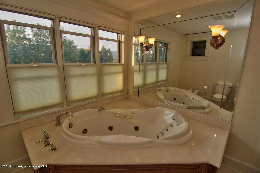 661 Laurel Road Mayfield, PA 18433 - Photo 36 of 53 Gallery Image 36