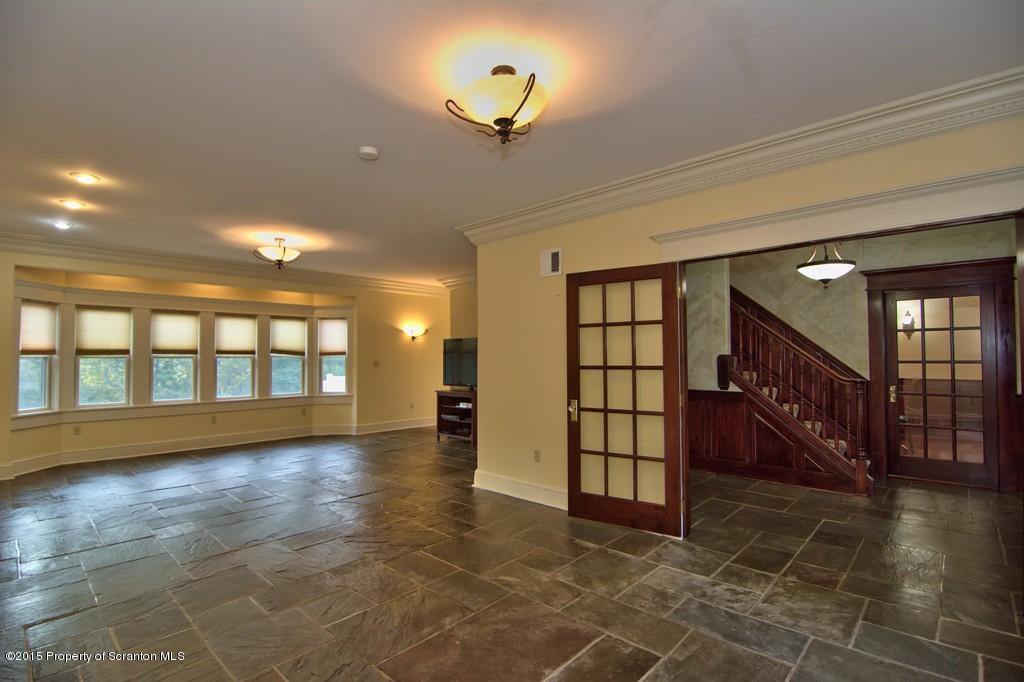 661 Laurel Road Mayfield, PA 18433 - Photo 8 of 53 Gallery Image 8