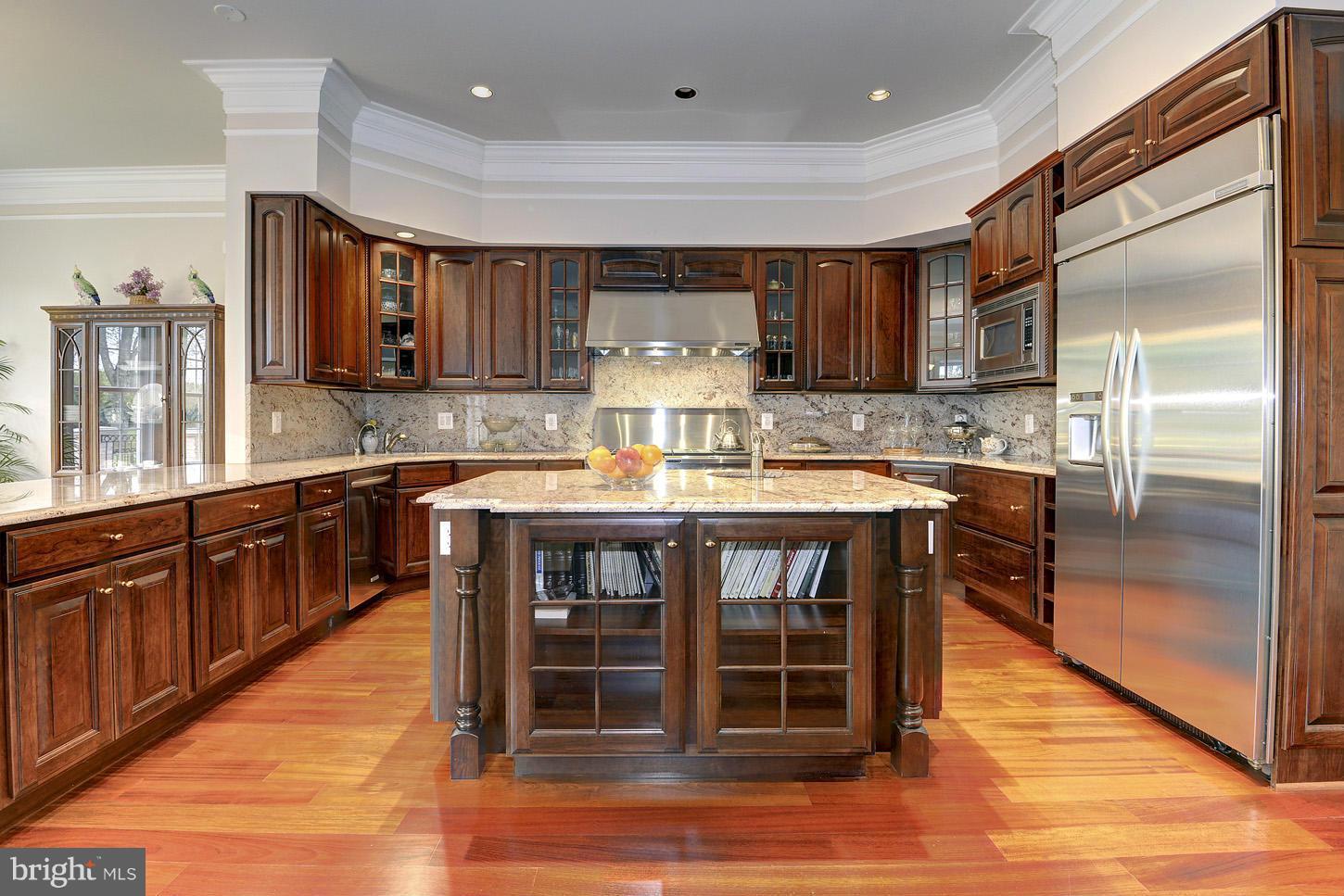 353 Springvale Road Great Falls, VA 22066 - Photo 14 of 30 Kitchen