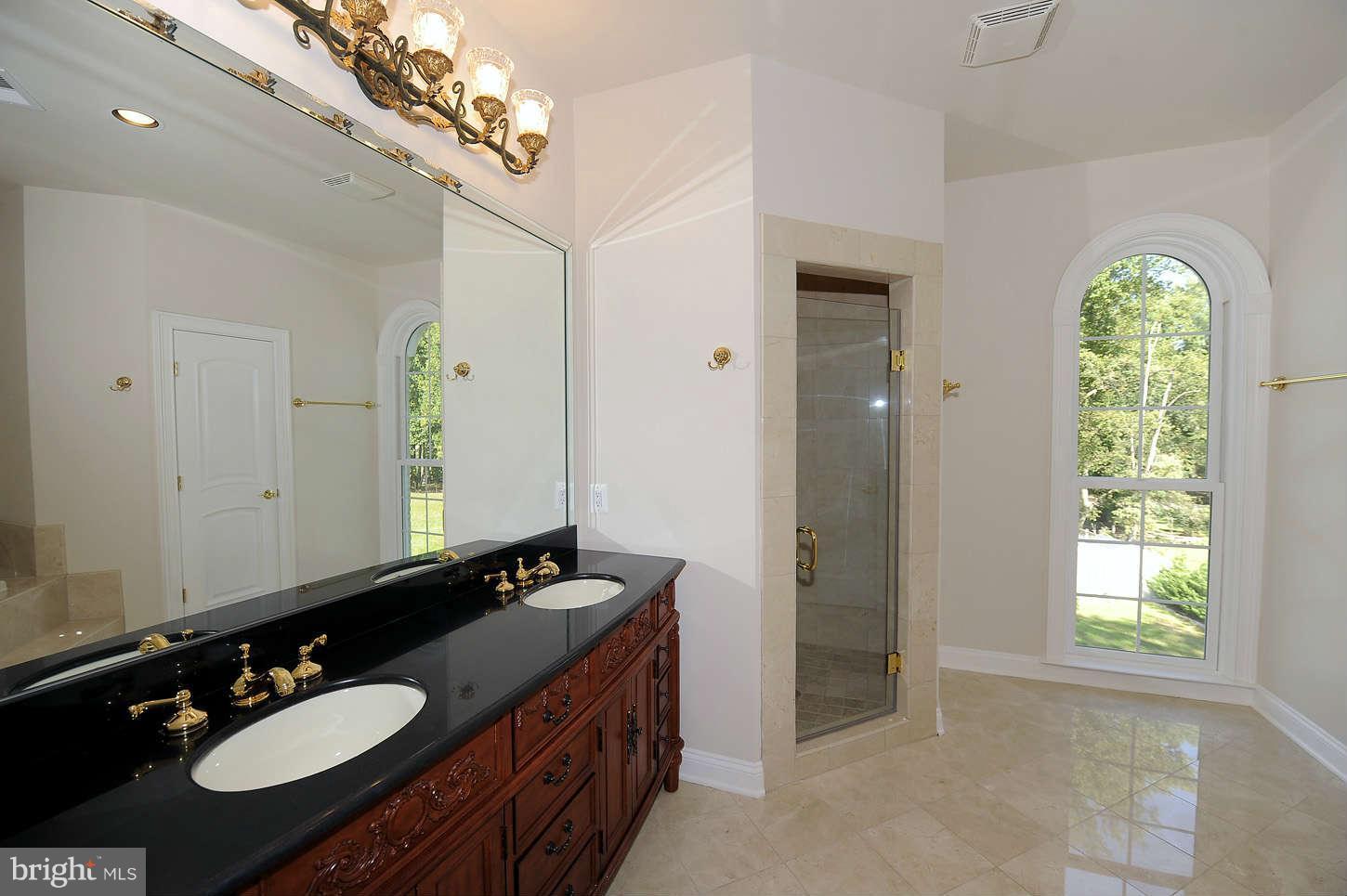 353 Springvale Road Great Falls, VA 22066 - Photo 18 of 30 Bath