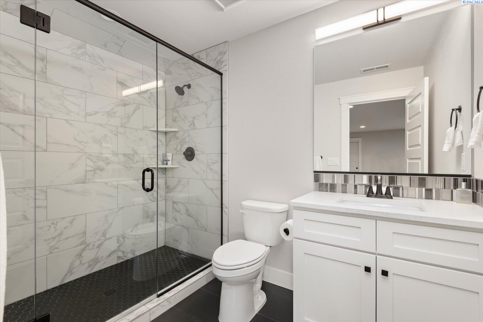 14805 South Ridge View Ln Way Kennewick, WA 99338 - Photo 31 of 46 Gallery Image 31
