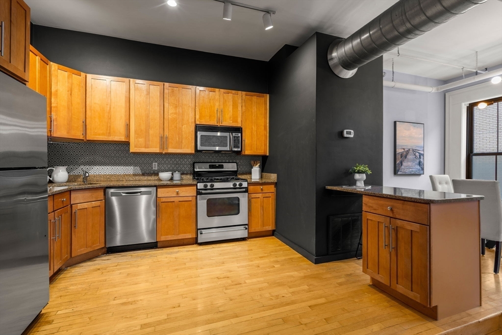 10 Williams Street, Unit 23 Boston, MA 02119 - Photo 25 of 38