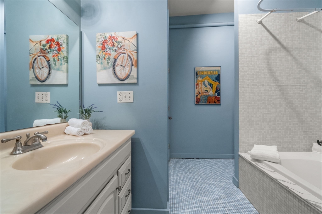 10 Williams Street, Unit 23 Boston, MA 02119 - Photo 35 of 38