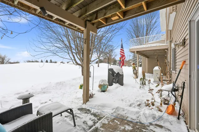 $2,600 | 3909 93rd Avenue North, Minneapolis, MN 55443