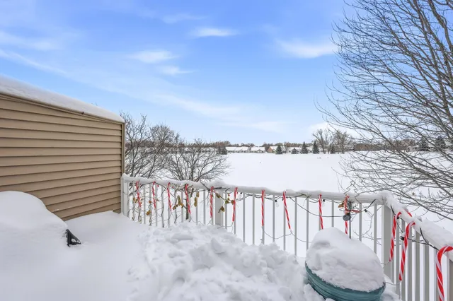 $2,600 | 3909 93rd Avenue North, Minneapolis, MN 55443