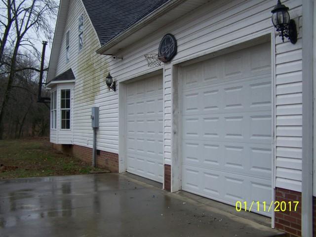 13490 North Nopone Valley Road Decatur, TN 37322 - Photo 2 of 21 100_8468 (Small)