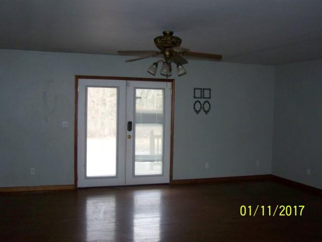 13490 North Nopone Valley Road Decatur, TN 37322 - Photo 5 of 21 100_8477 (Small)