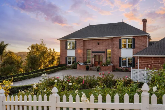 $3,450,000 | 2915 Managua Place, Carlsbad, CA 92009