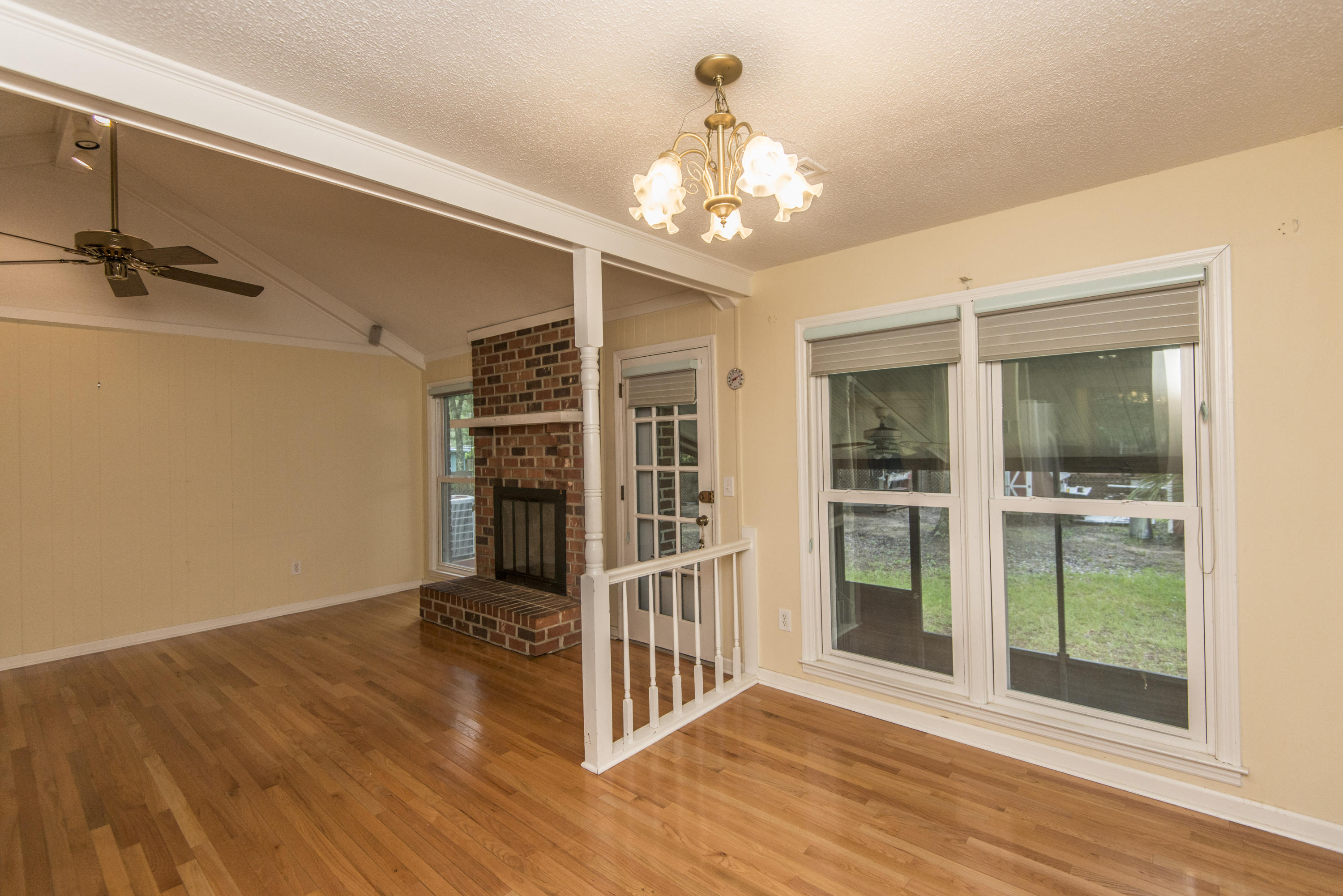 649 Schooner Road Charleston, SC 29412 - Photo 8 of 38 _DSC3318