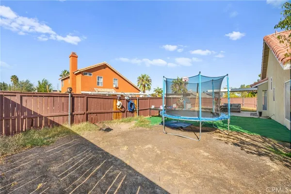 $2,500 | 13196 Oberlin Avenue, Victorville, CA 92392