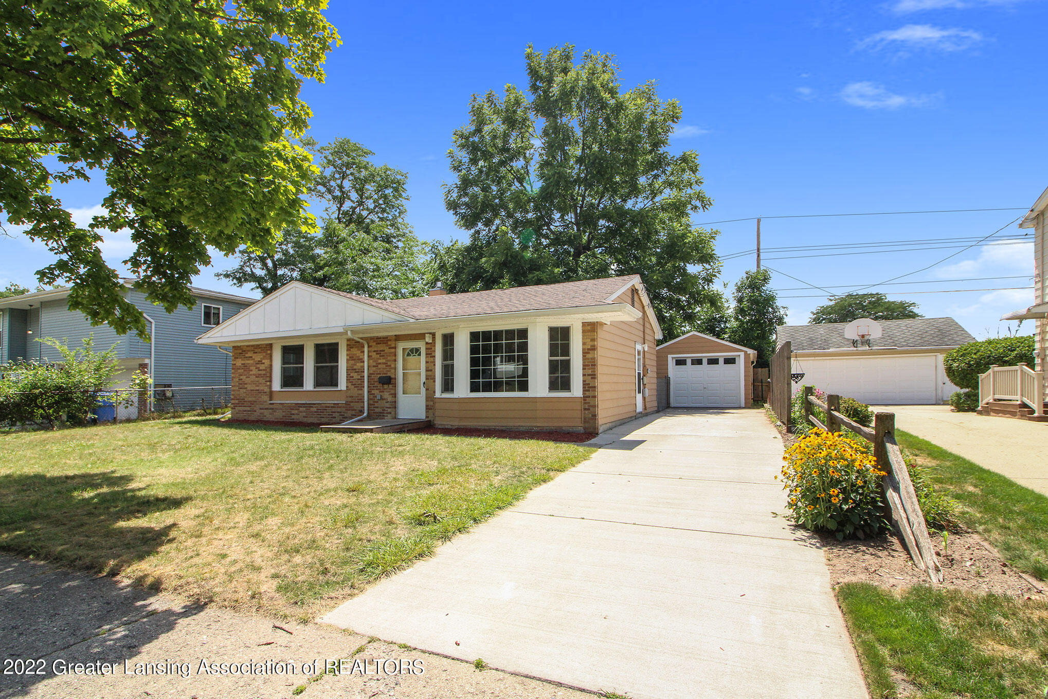 3221 Hepfer Road Lansing, MI 48911 - Photo 2 of 15 IMG_6930