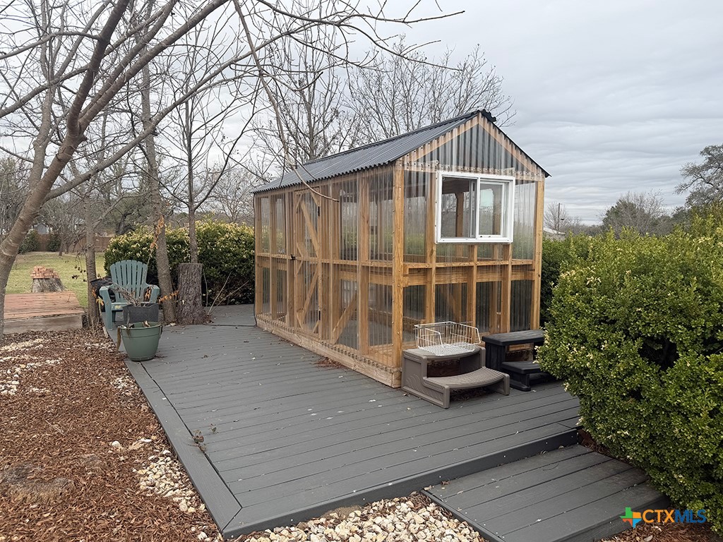 138 County Road 4963 Kempner, TX 76539 - Photo 46 of 46 a porch with seating space and yard