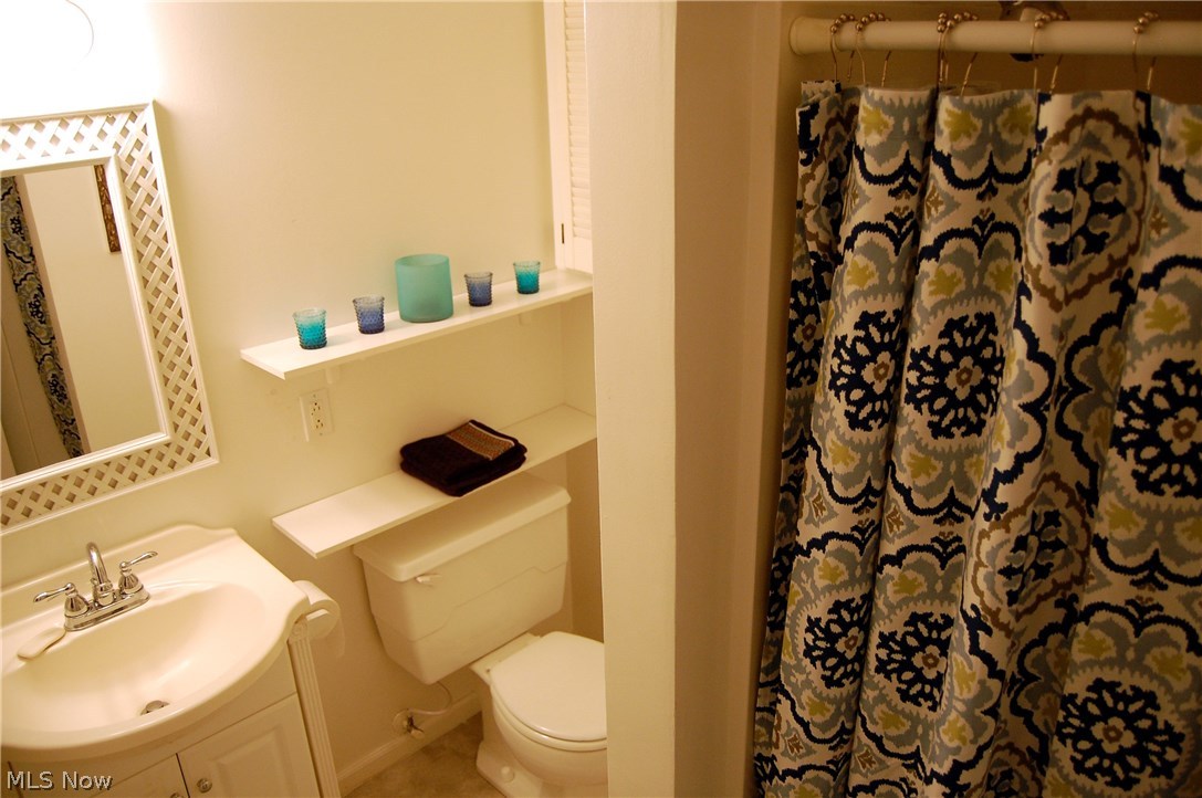 6274 Carsten Road Medina, OH 44256 - Photo 12 of 33 Gallery Image 12