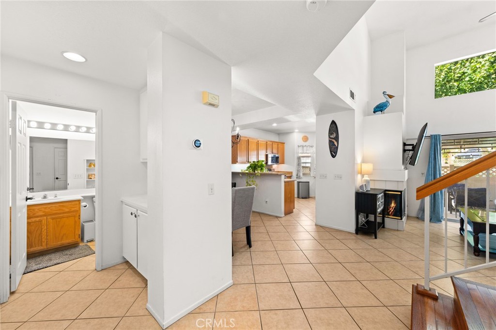 3739 Ave Veracruz Riverside, CA 92503 - Photo 4 of 29
