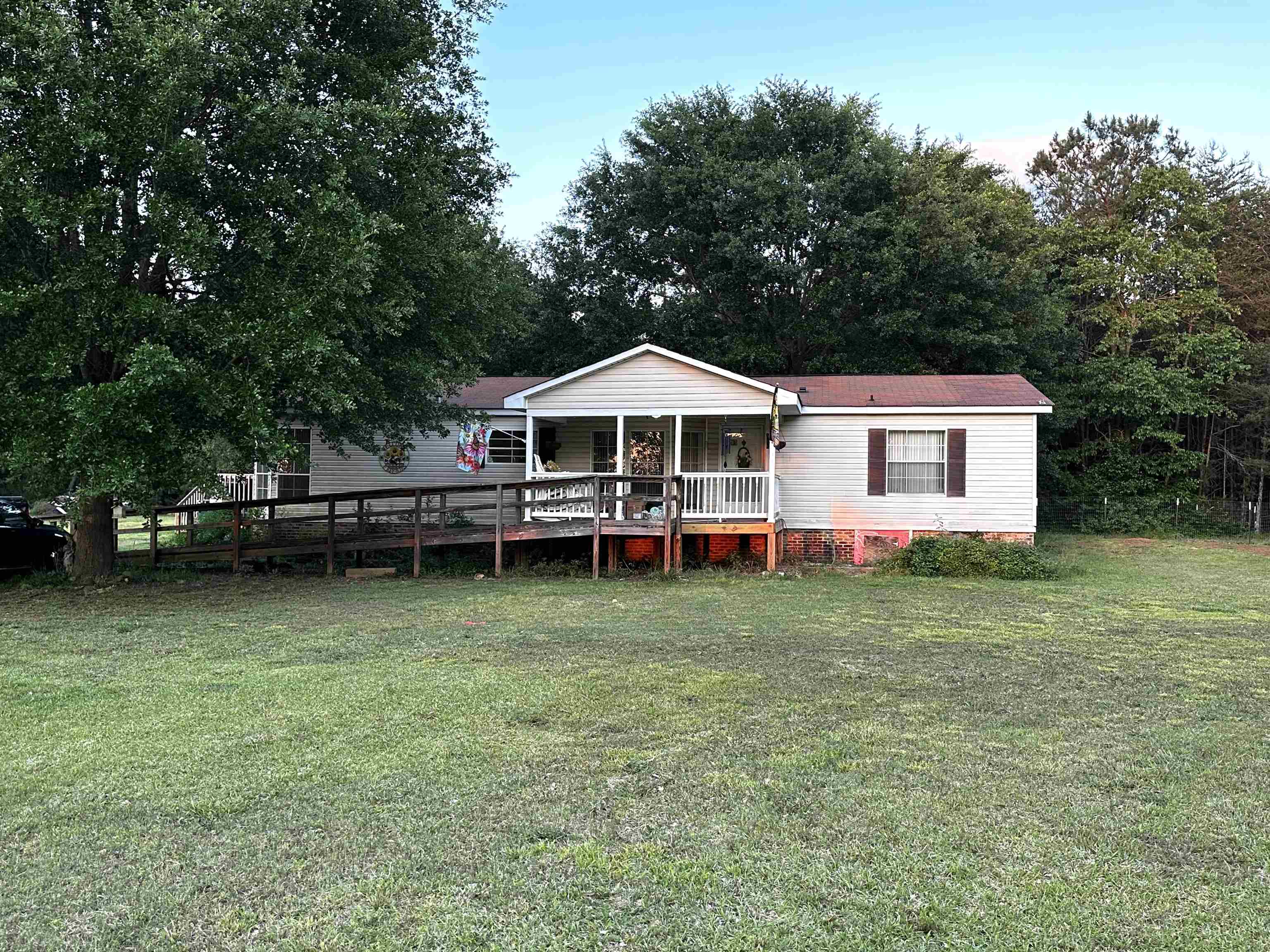 511 Hammett Grove Road Spartanburg, SC 29307 - Photo 1 of 23 Gallery Image 1