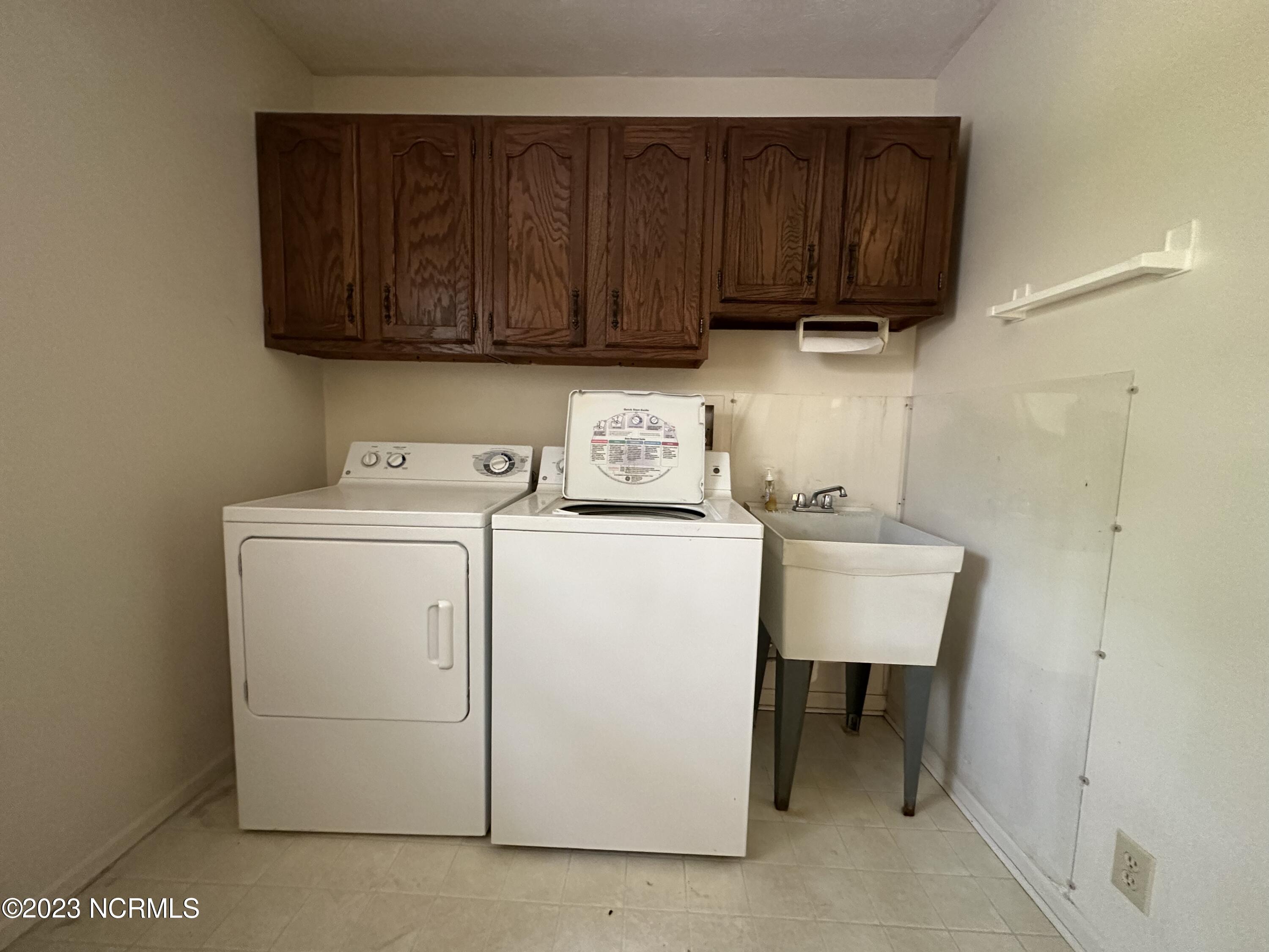2 Deer Run Road Southwest Calabash, NC 28467 - Photo 21 of 34 washer/dryer
