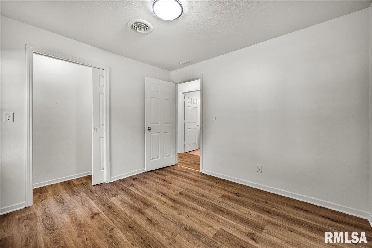 856 South 2nd Avenue Canton, IL 61520 - Photo 22 of 33