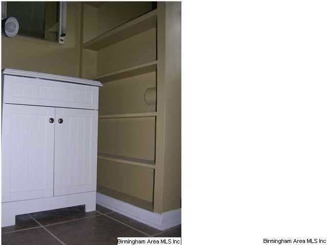 3965 Hilltop Road Southeast Bessemer, AL 35022 - Photo 6 of 22
