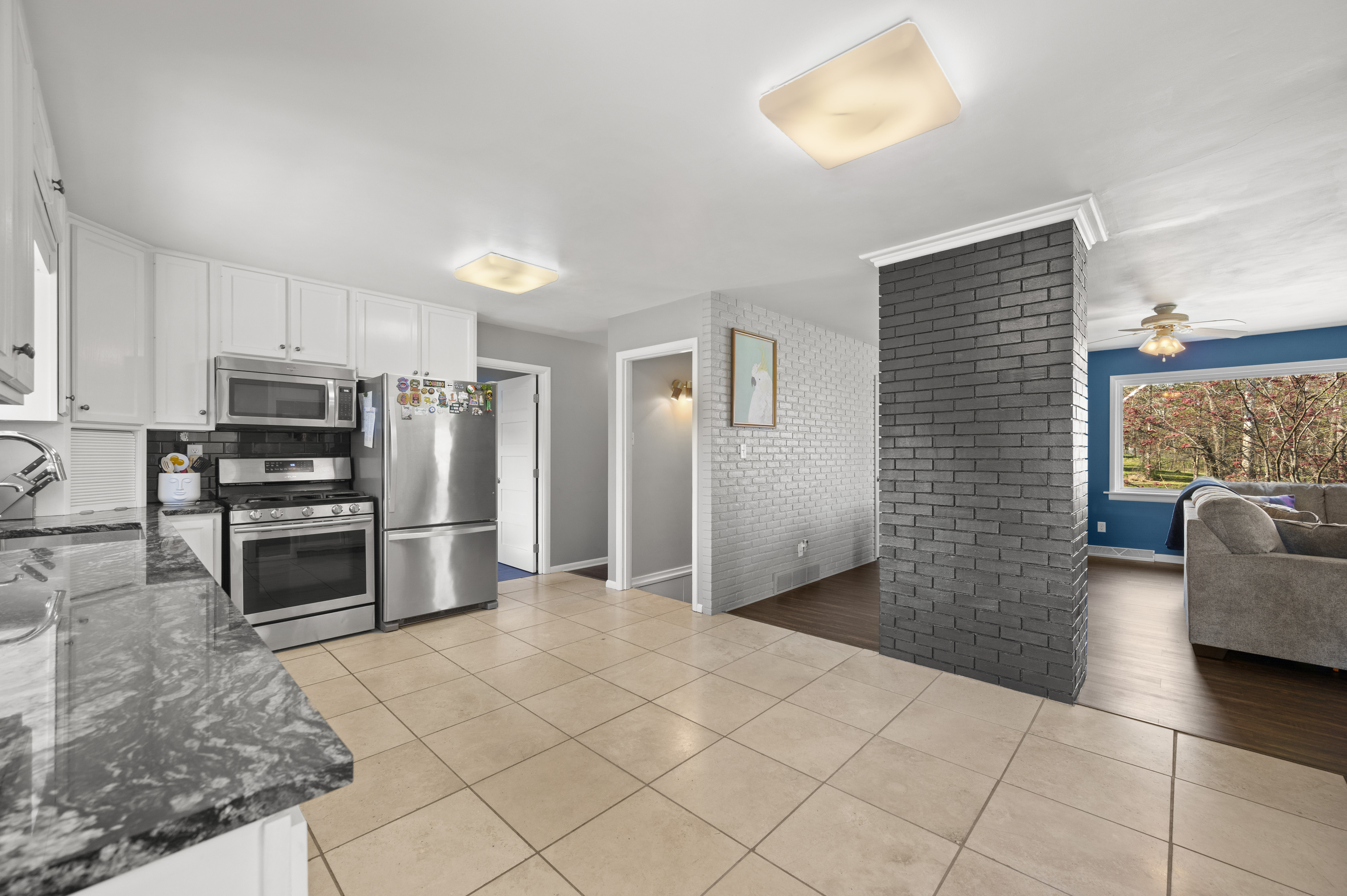 4155 West Reece Lane Columbus, IN 47201 - Photo 16 of 41 Gallery Image 16