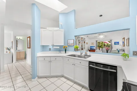 $450,000 | 70 Coral Sea Way, Unit 25, Satellite Beach, FL 32937