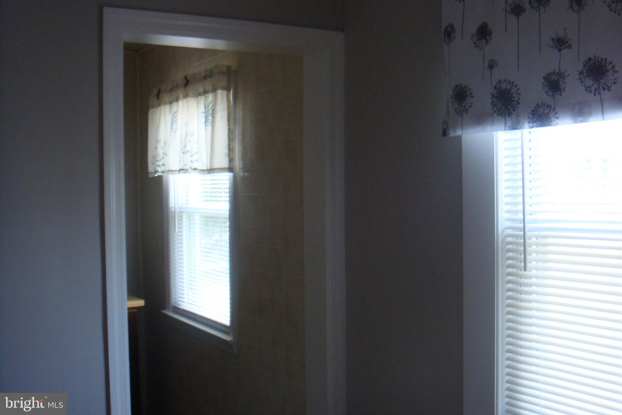 1713 Leslie Road Baltimore, MD 21222 - Photo 12 of 59