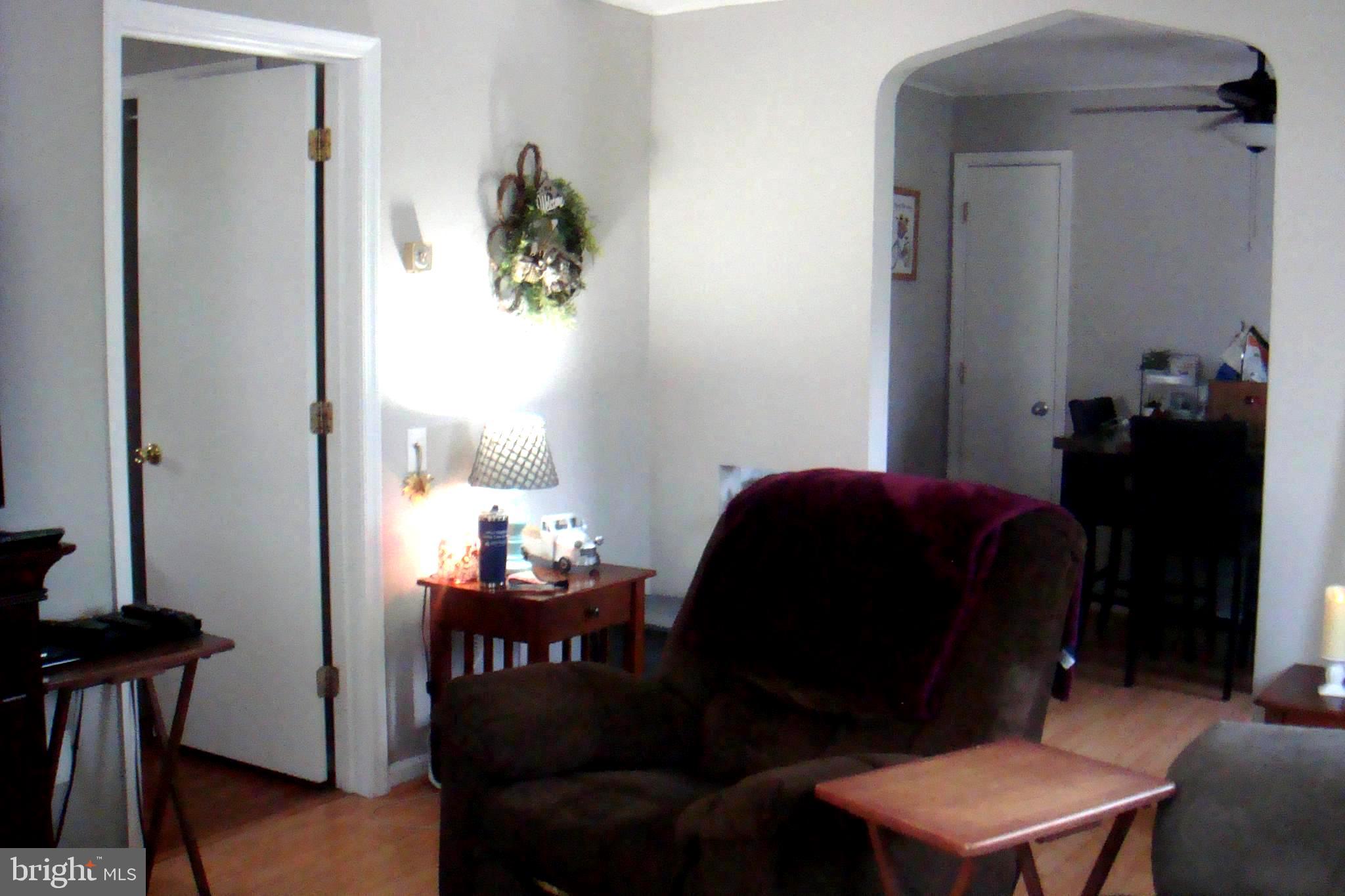 1713 Leslie Road Baltimore, MD 21222 - Photo 5 of 59