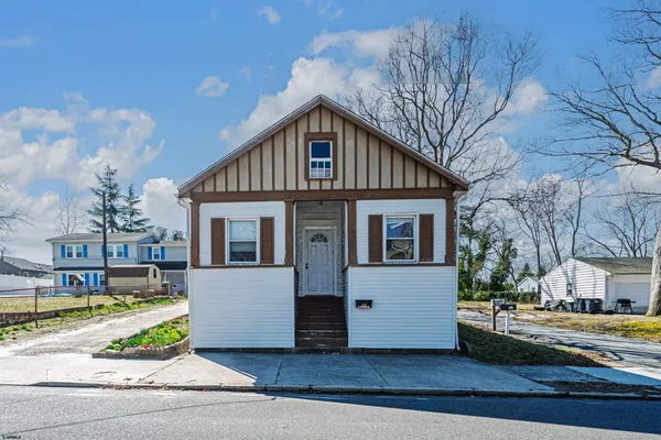$315,000 | 157 East Wyoming Avenue, Absecon, NJ 08201