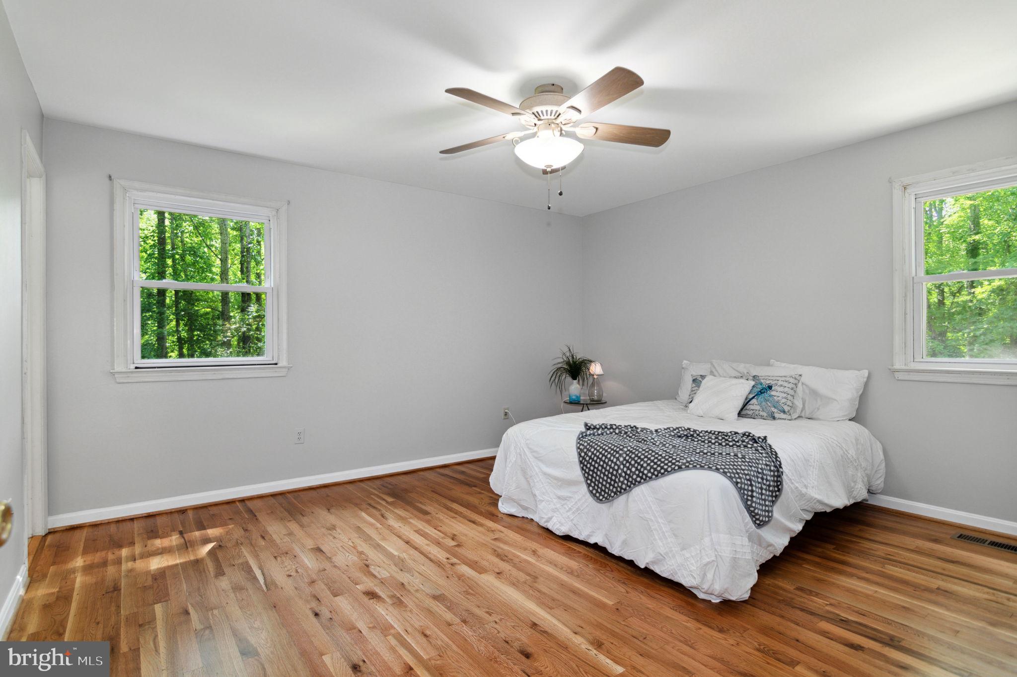 2567 Garrisonville Road Stafford, VA 22556 - Photo 16 of 56 Primary bed room upper level