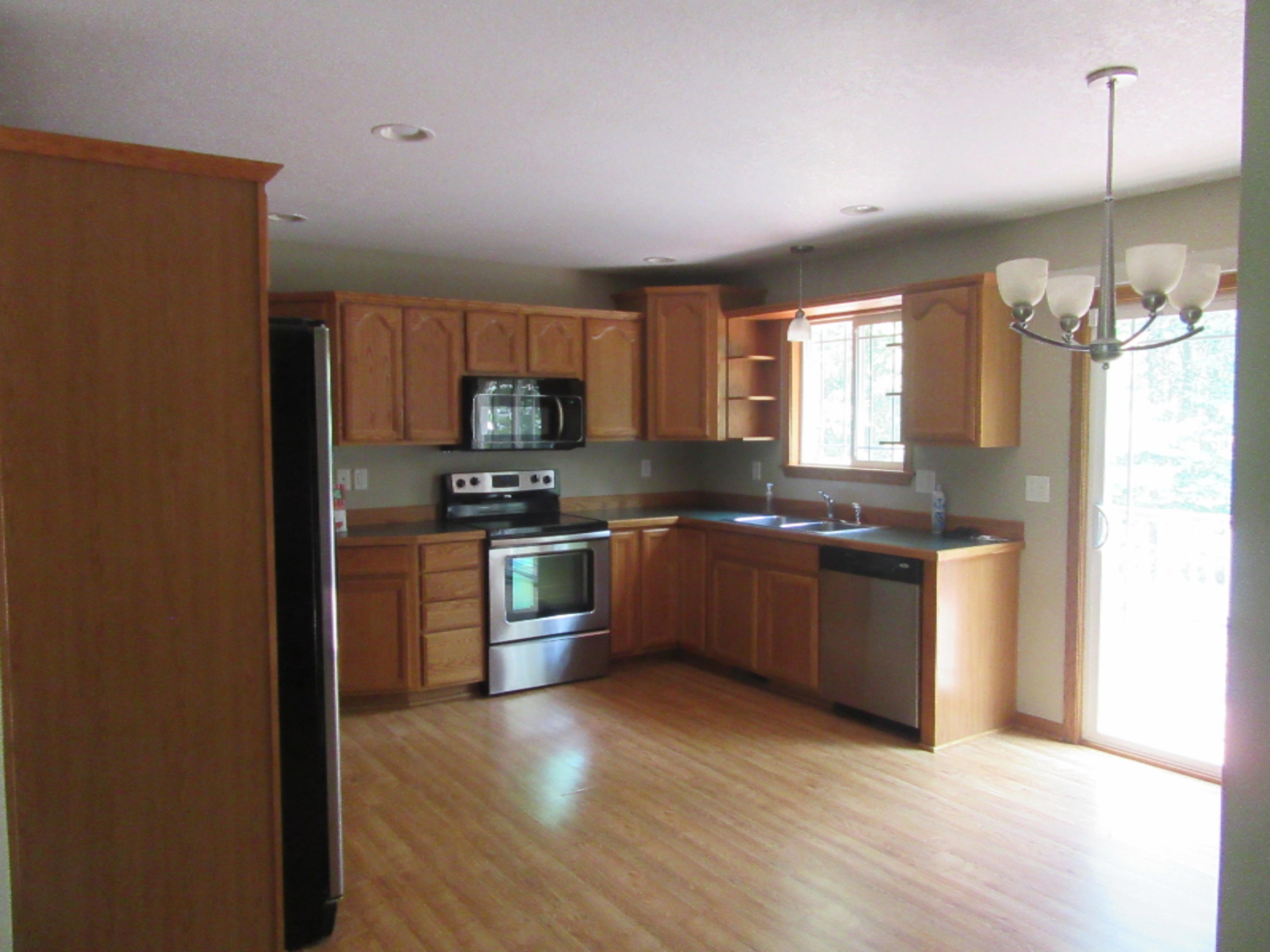 2166 East River Road Muskegon, MI 49445 - Photo 3 of 15 IMG_1474