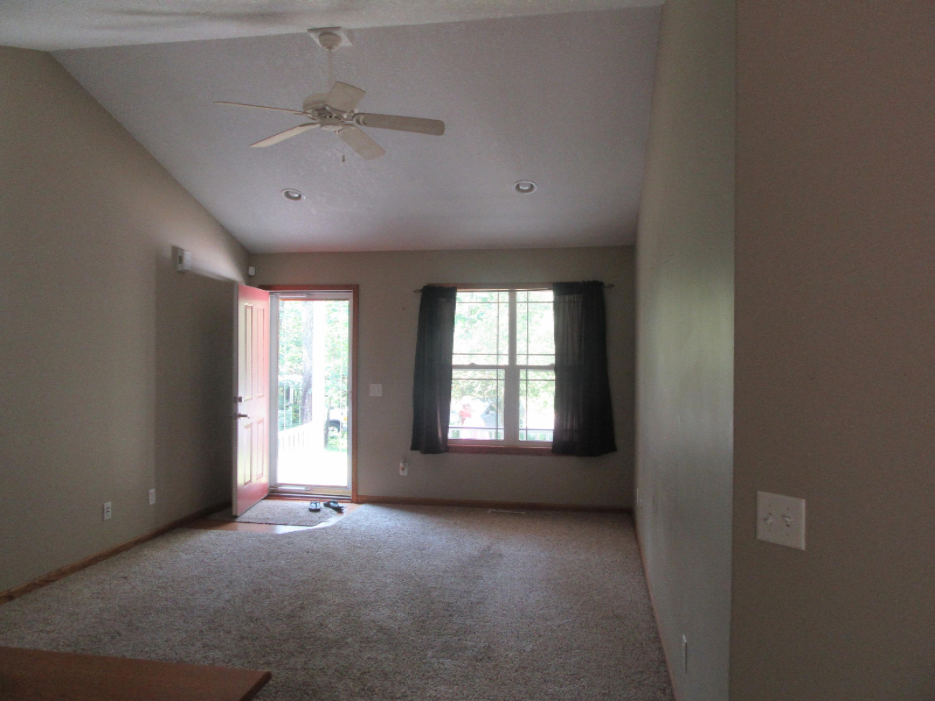 2166 East River Road Muskegon, MI 49445 - Photo 7 of 15 IMG_1472