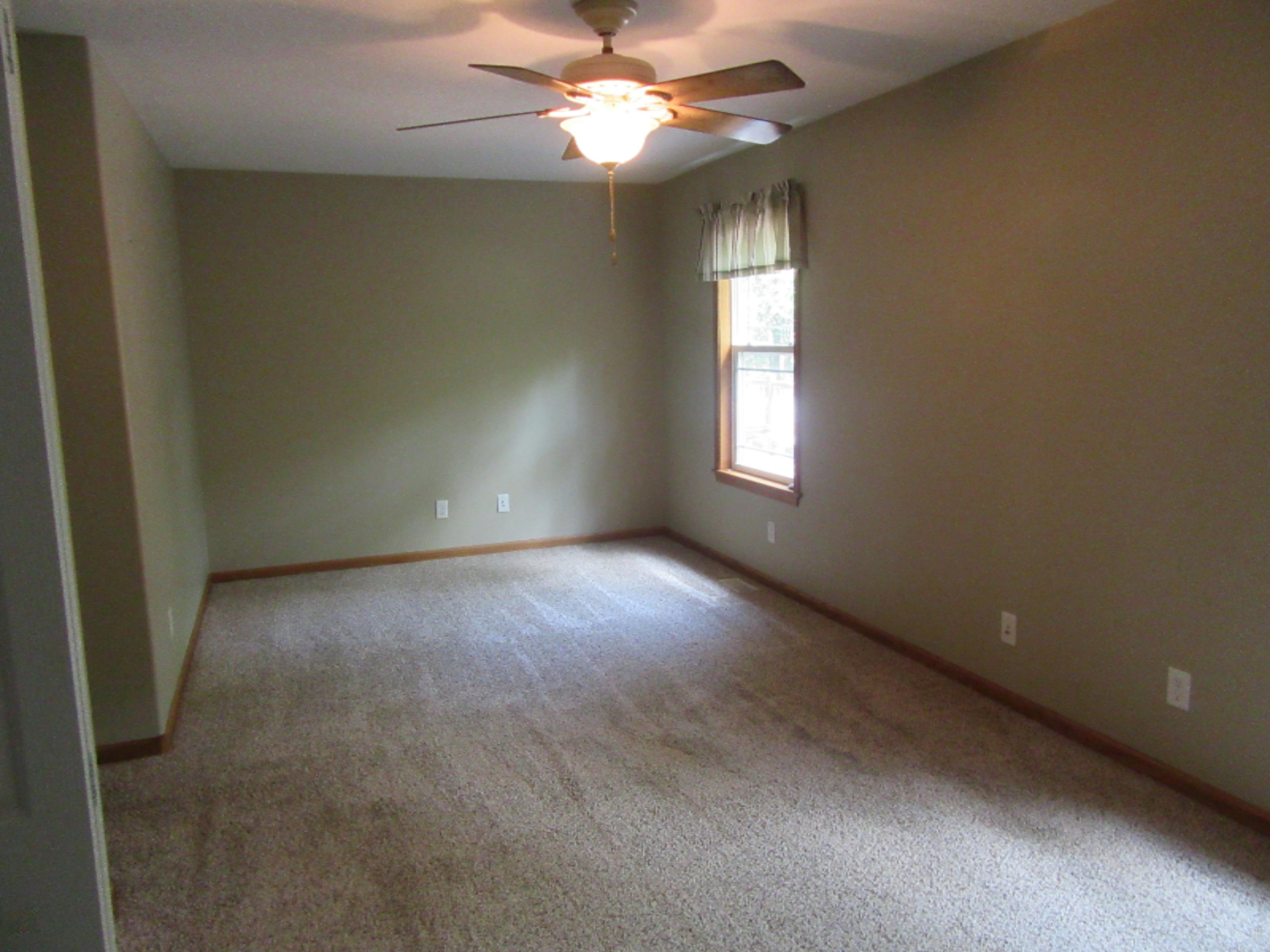 2166 East River Road Muskegon, MI 49445 - Photo 8 of 15 IMG_1463